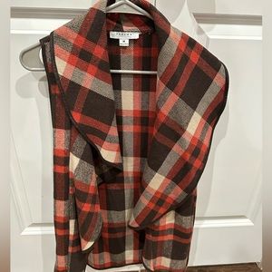 Women’s boutique style vest